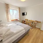 Goscinne Na Szlaku Kuźnica