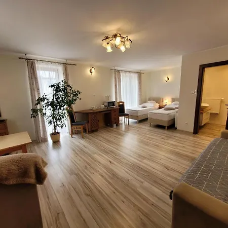 Guest house Goscinne Na Szlaku *